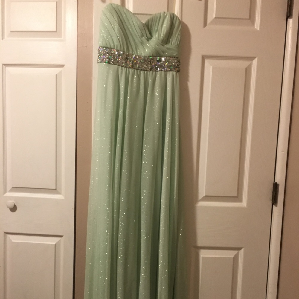 Size 11 Sparkly Mint Prom Dress with Silver Sequin